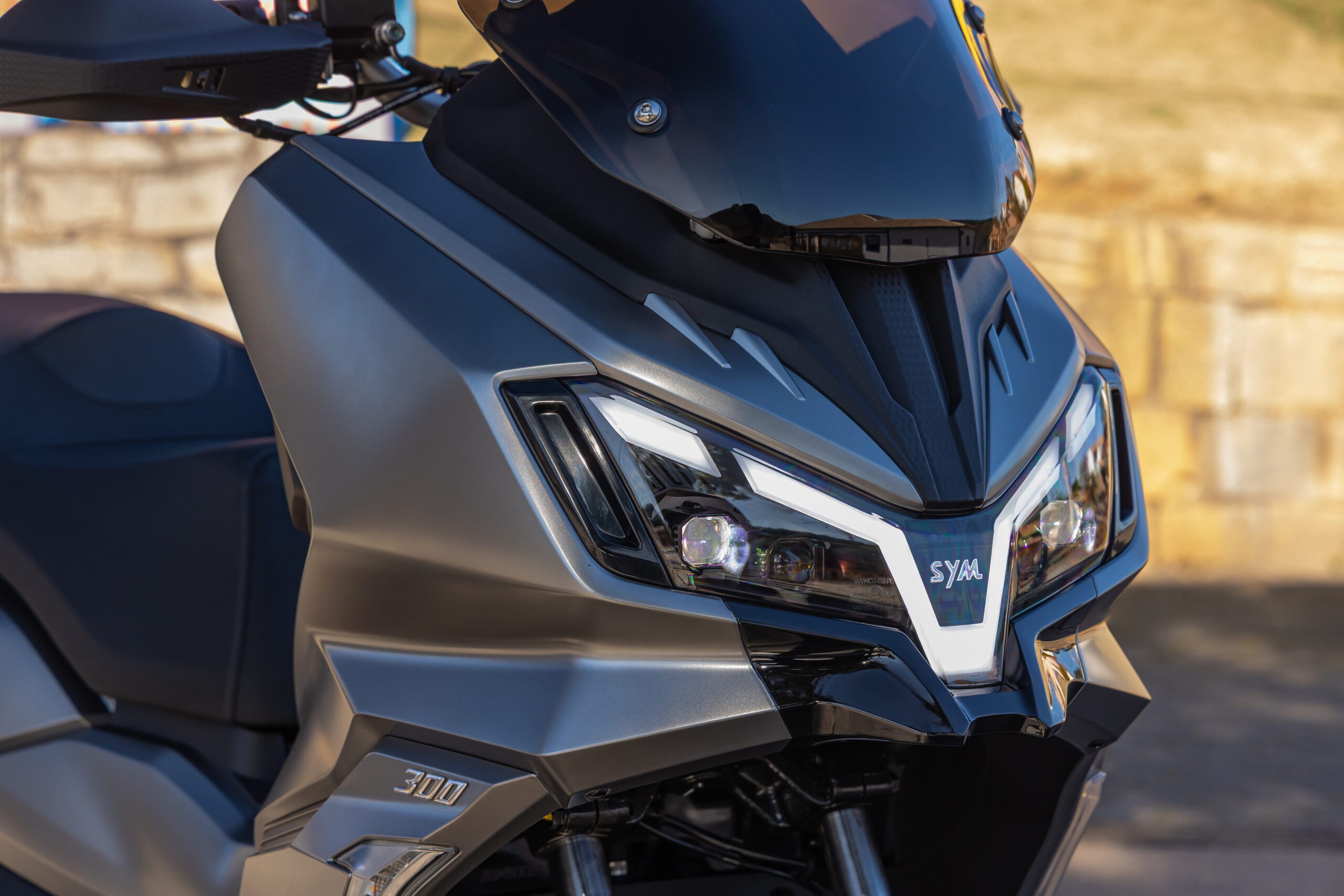 ADX300