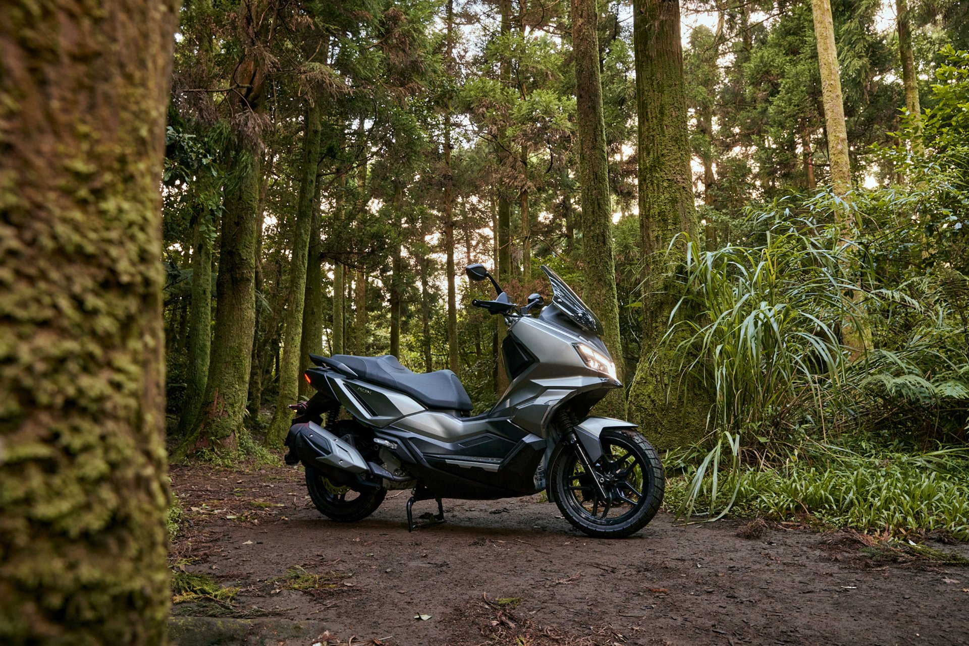 Adx300