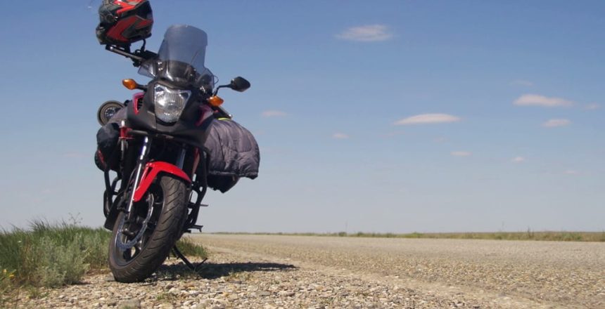 Viagem de moto: roteiro e moto têm que combinar